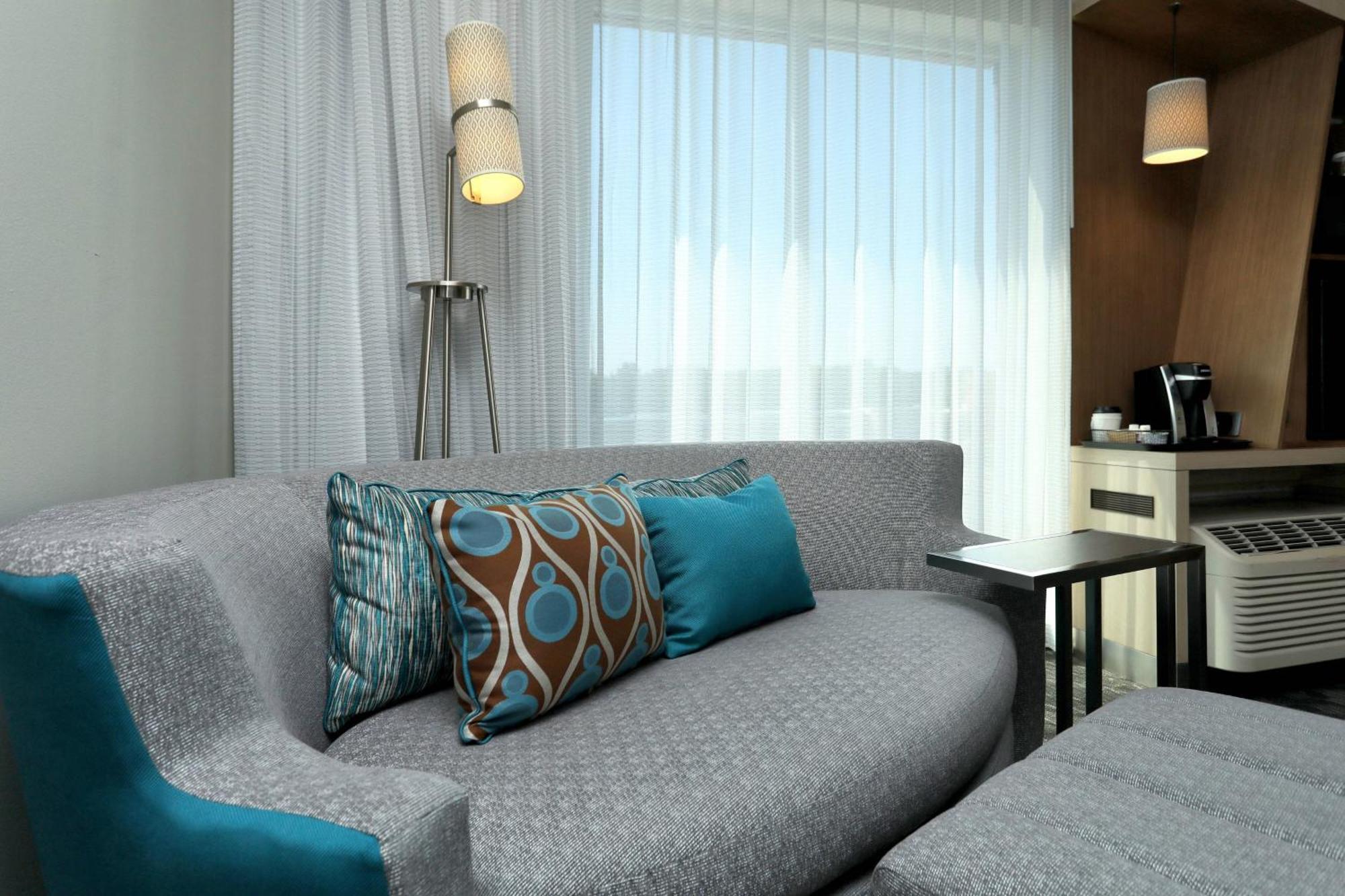 Hotel Courtyard By Marriott North Brunswick Exterior foto